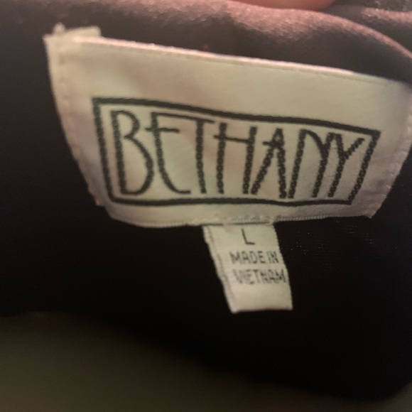 Dress - Picture 6 of 7